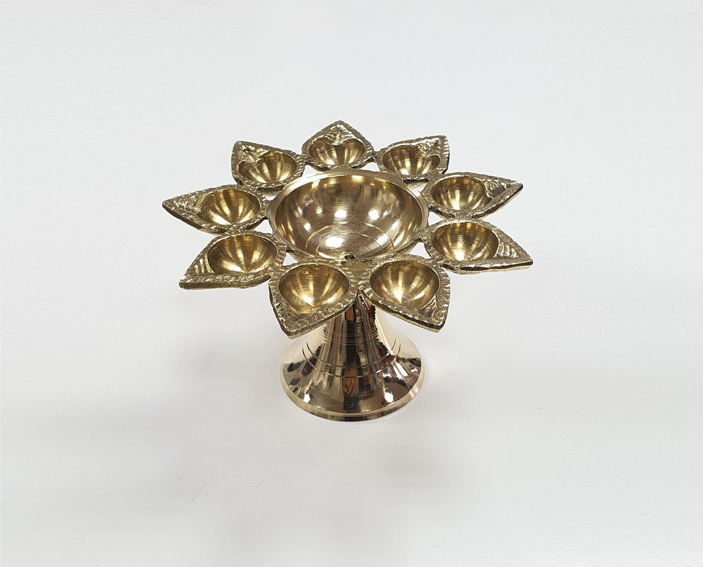 Brass Aarti Puja/Pooja/Diwali/Festival 9 Diya/Diva Lamp,
