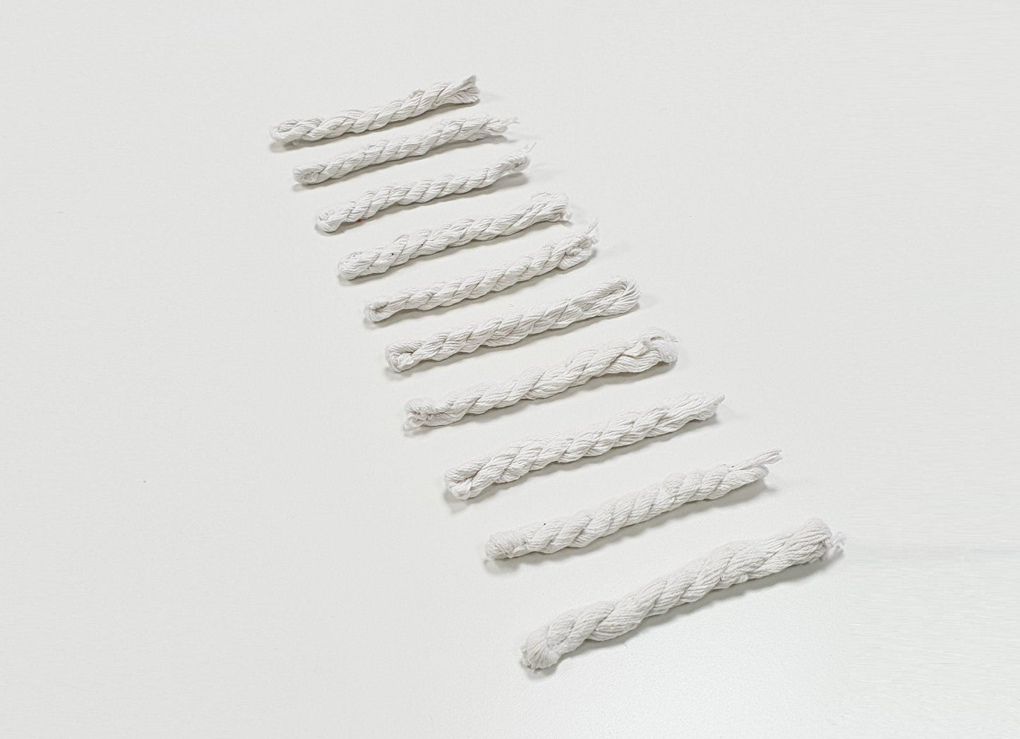 Janeu/Janoi/Brahmin Pooja Puja 10 x Sacred White Thread Dhaga . High Quality