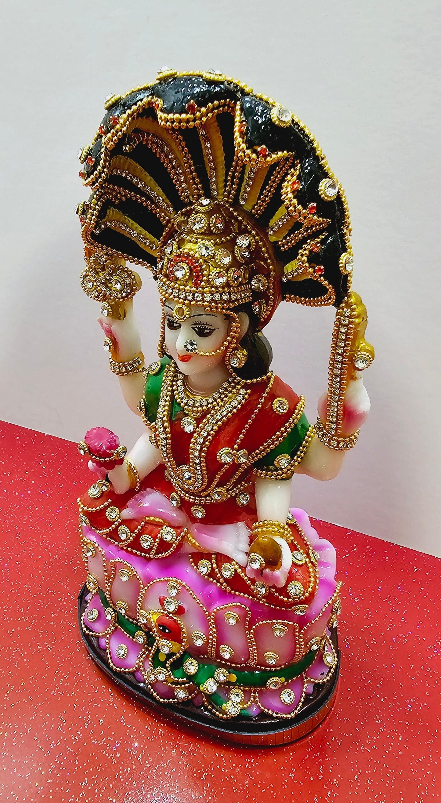 Goddess Padmavati Lakshmi Laxmi statue