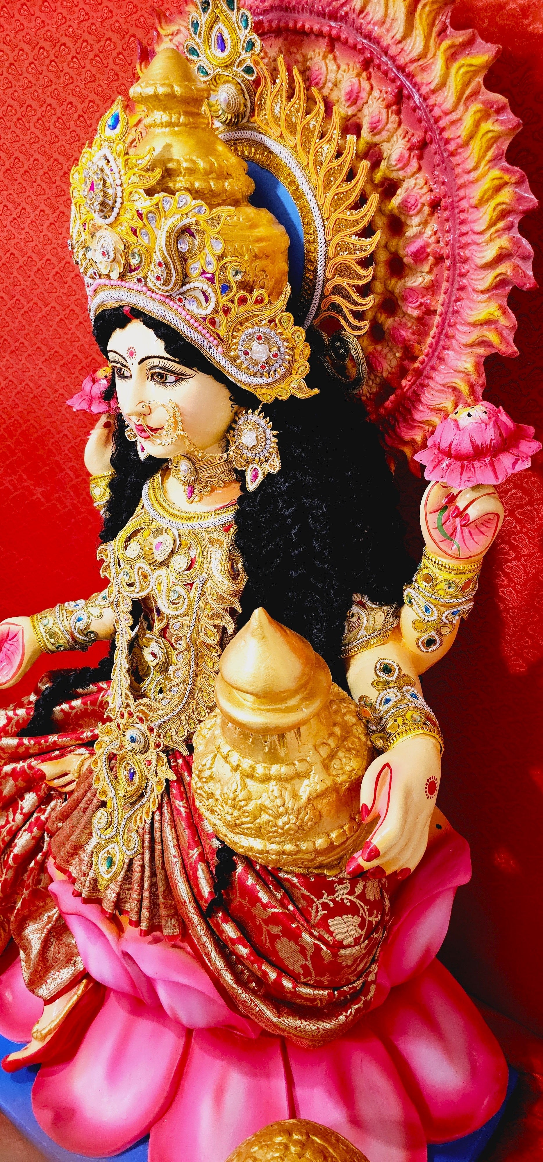 Large Goddess Laxmi Statue